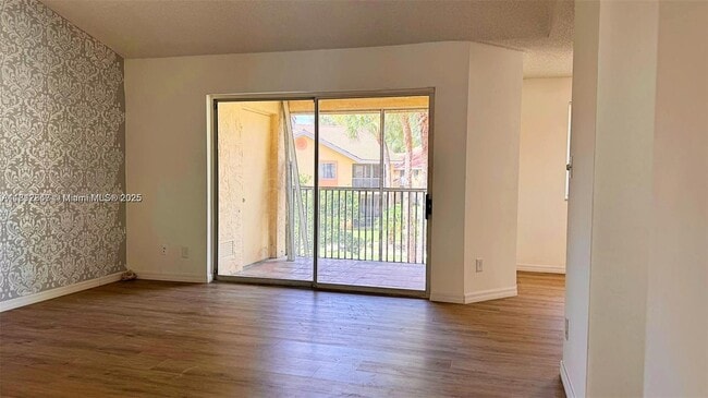 Building Photo - 1084 Coral Club Dr