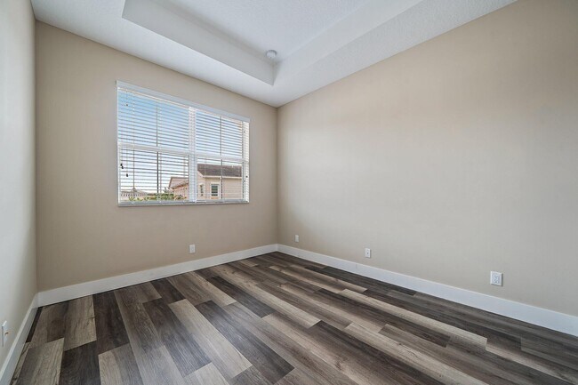 Building Photo - 7112 Edison Pl