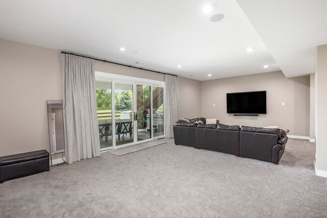 Building Photo - Stunning Custom Home in Harmony Club – Timnath, CO