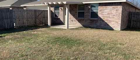 Building Photo - 1006 Hollow Oak Rd