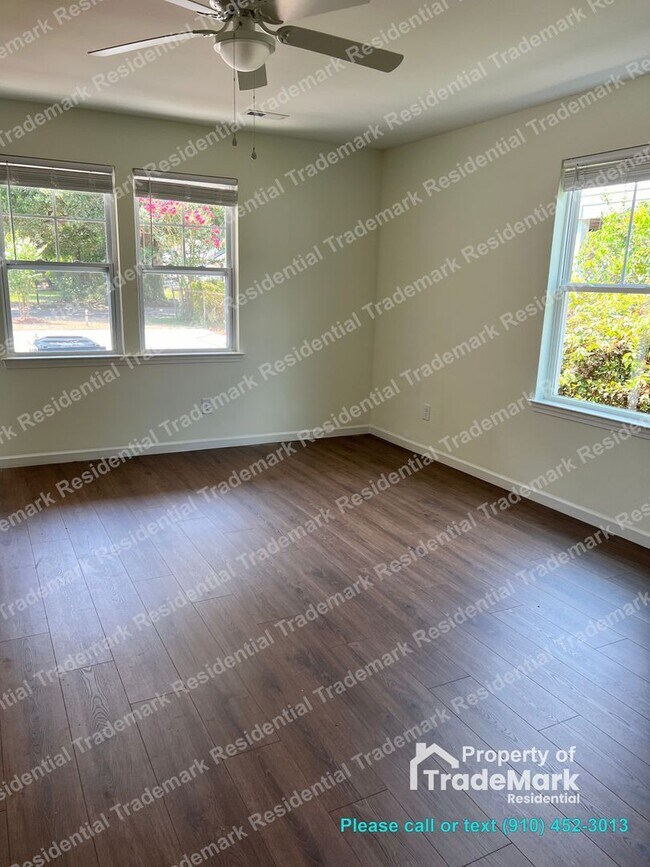 Building Photo - 109 Avondale Ave