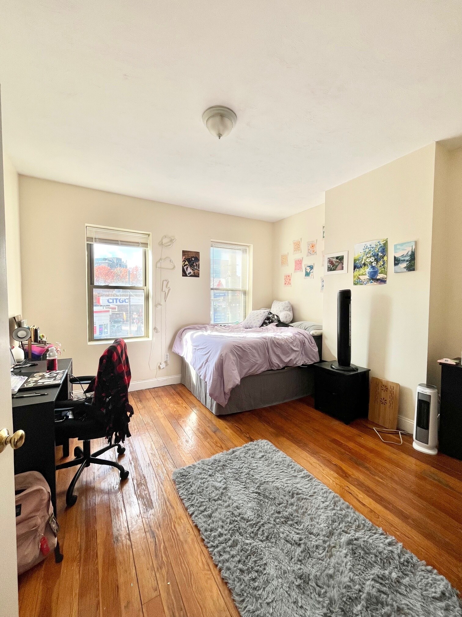 Building Photo - 10 S Huntington Ave