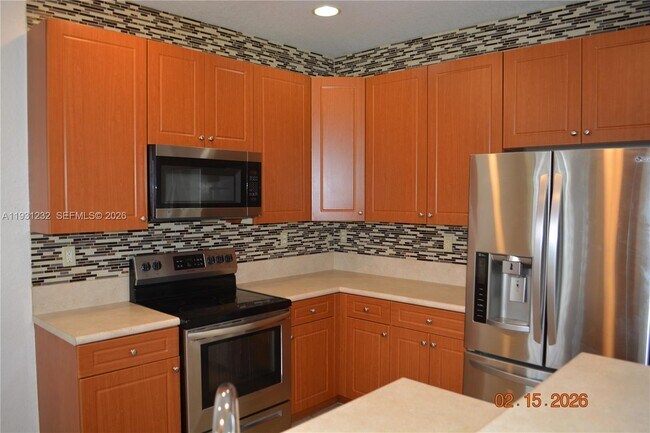 Building Photo - 2851 Prospect Rd