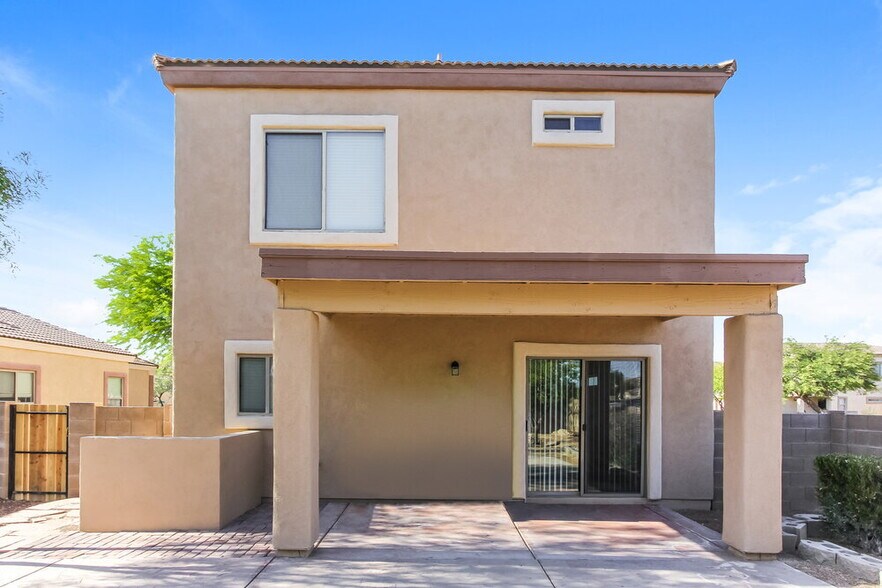 Building Photo - 476 East Placita Rejilla