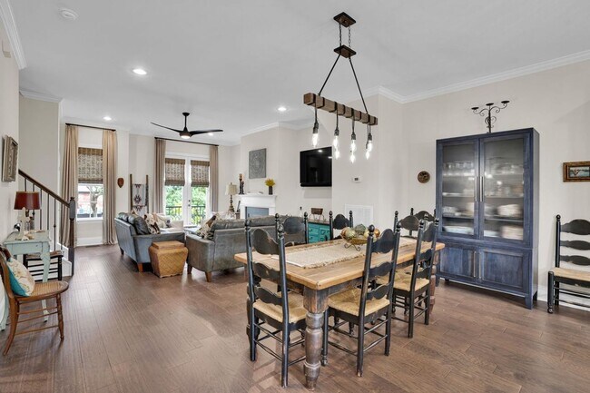 Building Photo - Bull Street District 3 Bedroom 3.5 Bath