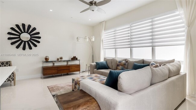 Building Photo - 6611 NW 105th Pl