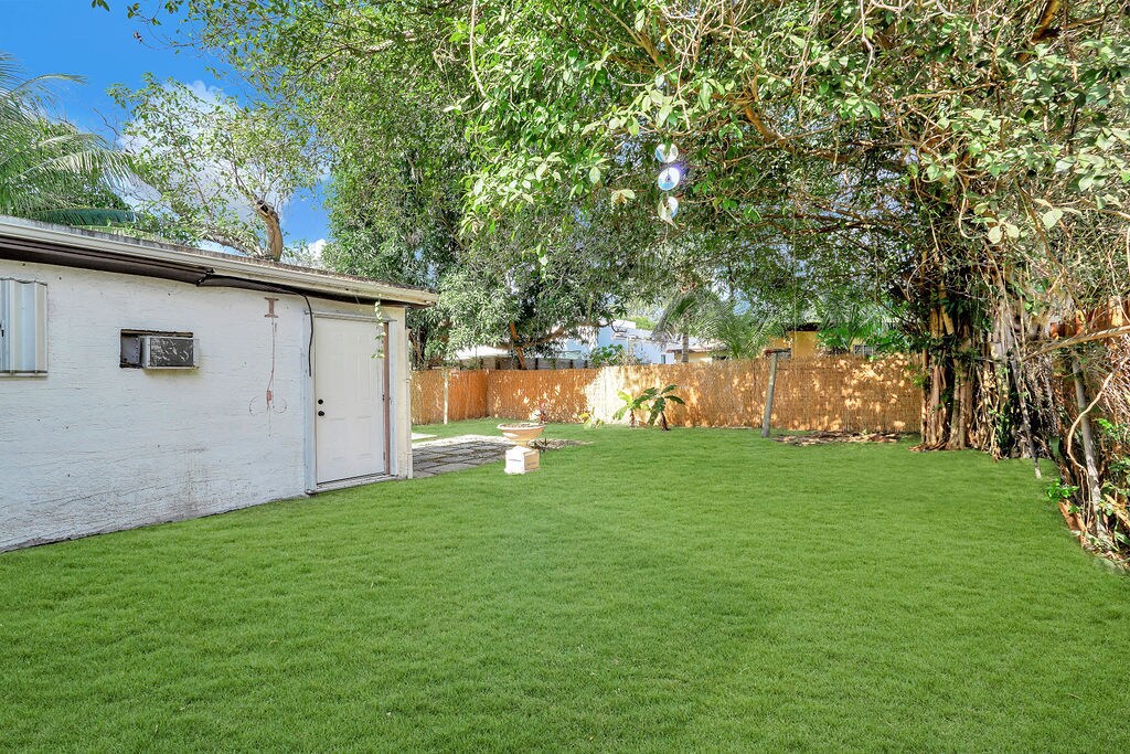 Building Photo - 45 NW 48th St