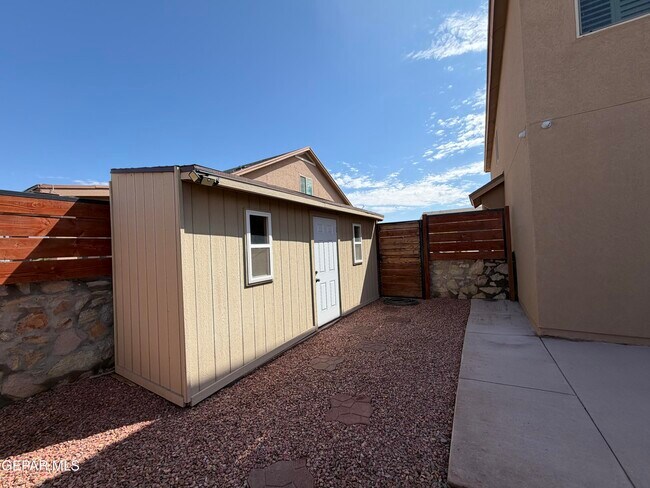Building Photo - 1503 Victoria Marie Dr
