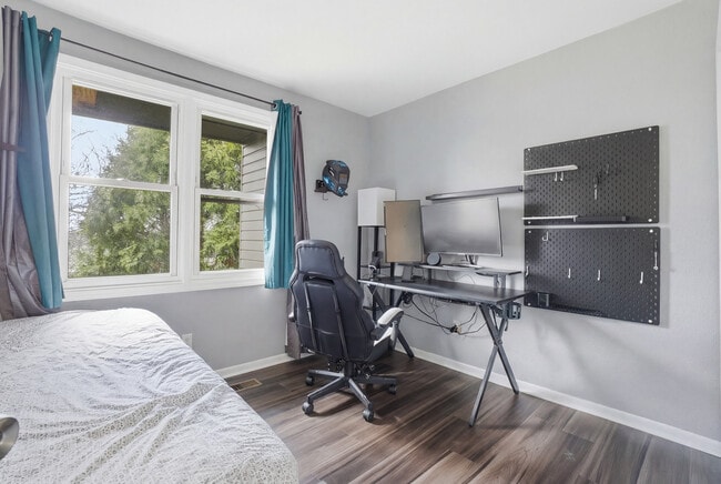 Building Photo - 12738 Kenneth Ave