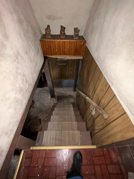 Building Photo - 505 Chaudet Ave