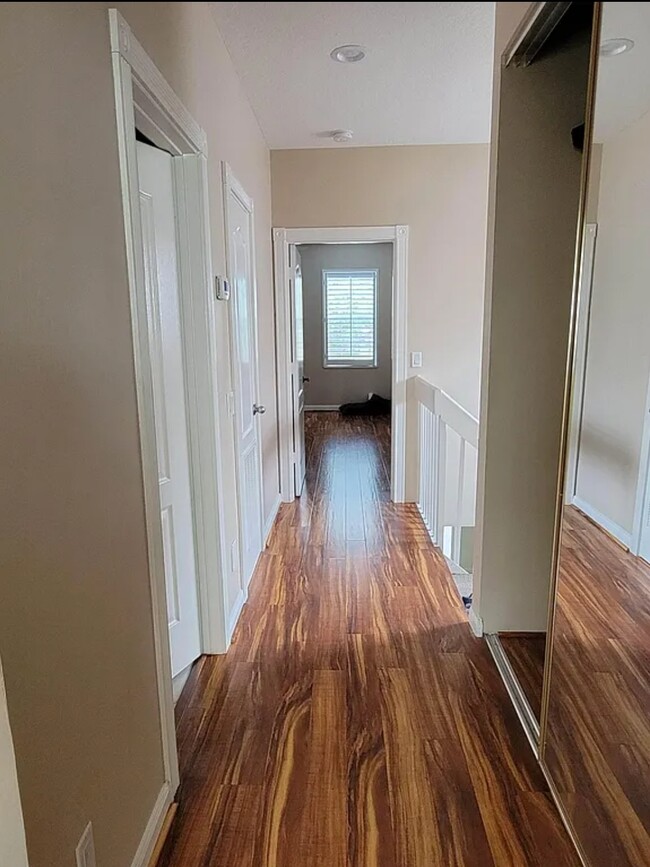 Second floor hallway - 5417 Cove Cir