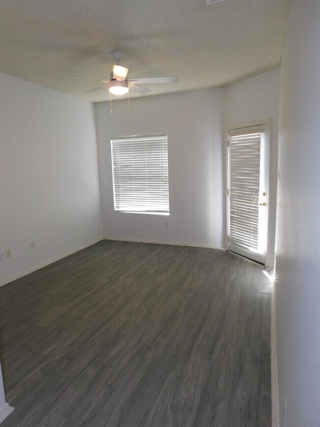 Building Photo - 12166 Metric Blvd