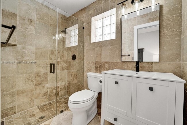 Building Photo - 915 NW 7th St