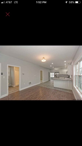 Building Photo - 508 6th Ave