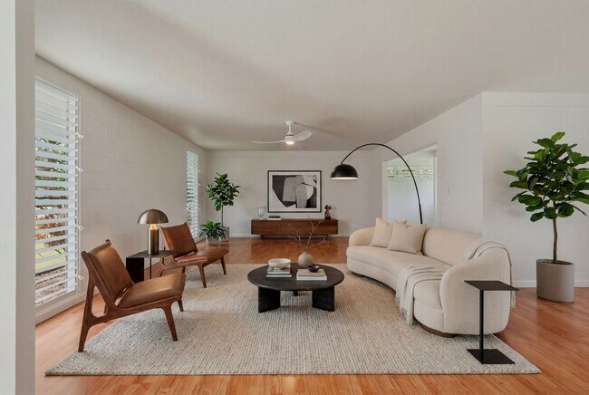 Building Photo - Spacious Aikahi Loop House in Kailua