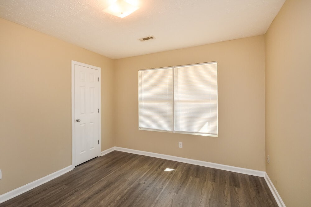 Building Photo - 20 Carver Dr