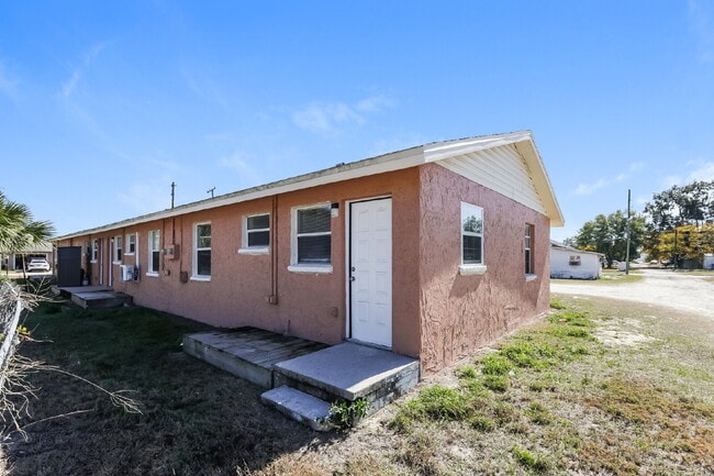 Building Photo - 315 D St