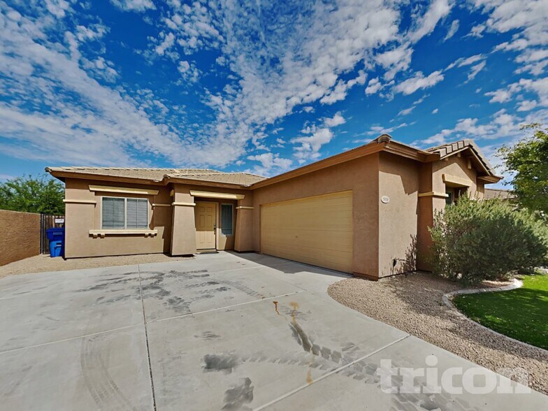 Building Photo - 5010 W Fawn Dr