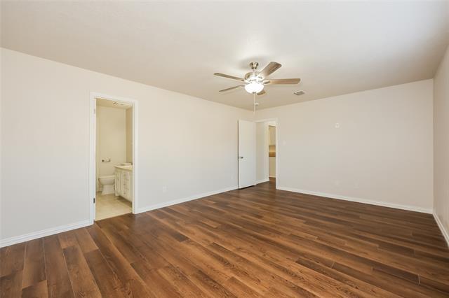 Building Photo - 664 Lowe Dr