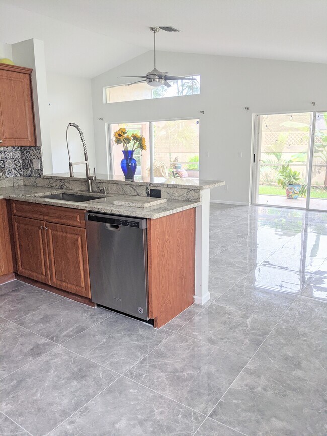 Building Photo - 22889 Sterling Lakes Dr