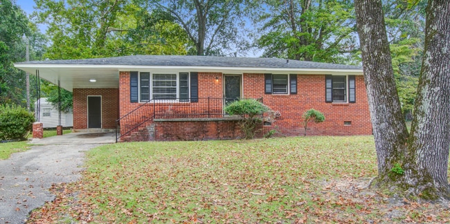 Building Photo - Welcome To West Circle Dr