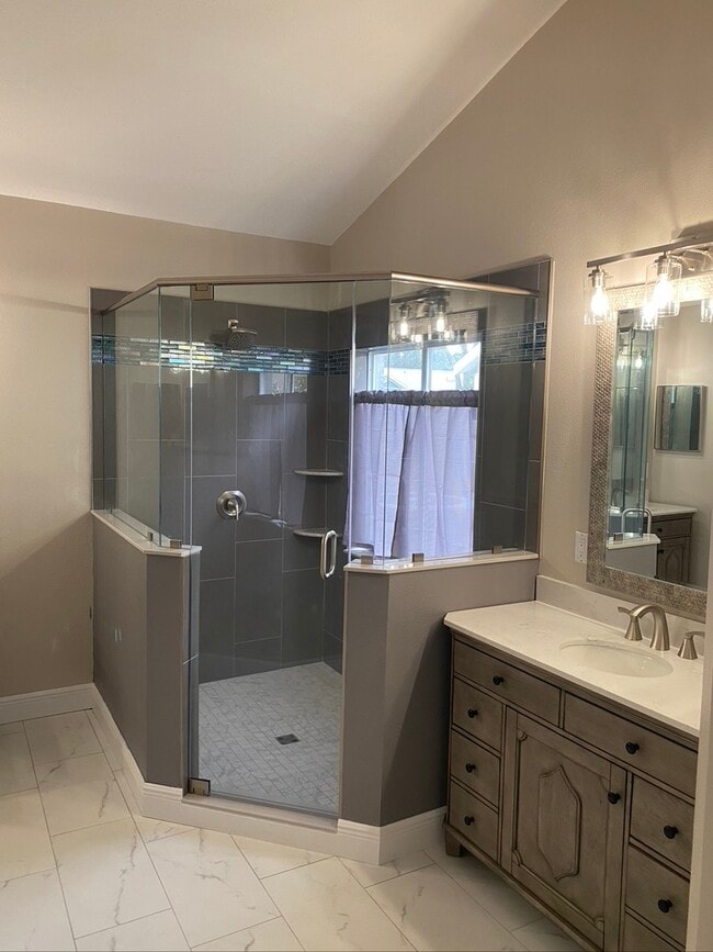 Building Photo - 321 Misty Meadow Dr