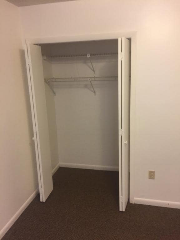 Building Photo - 82 Iron Mountain Dr