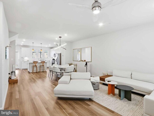 Building Photo - 3289 Watershed Blvd