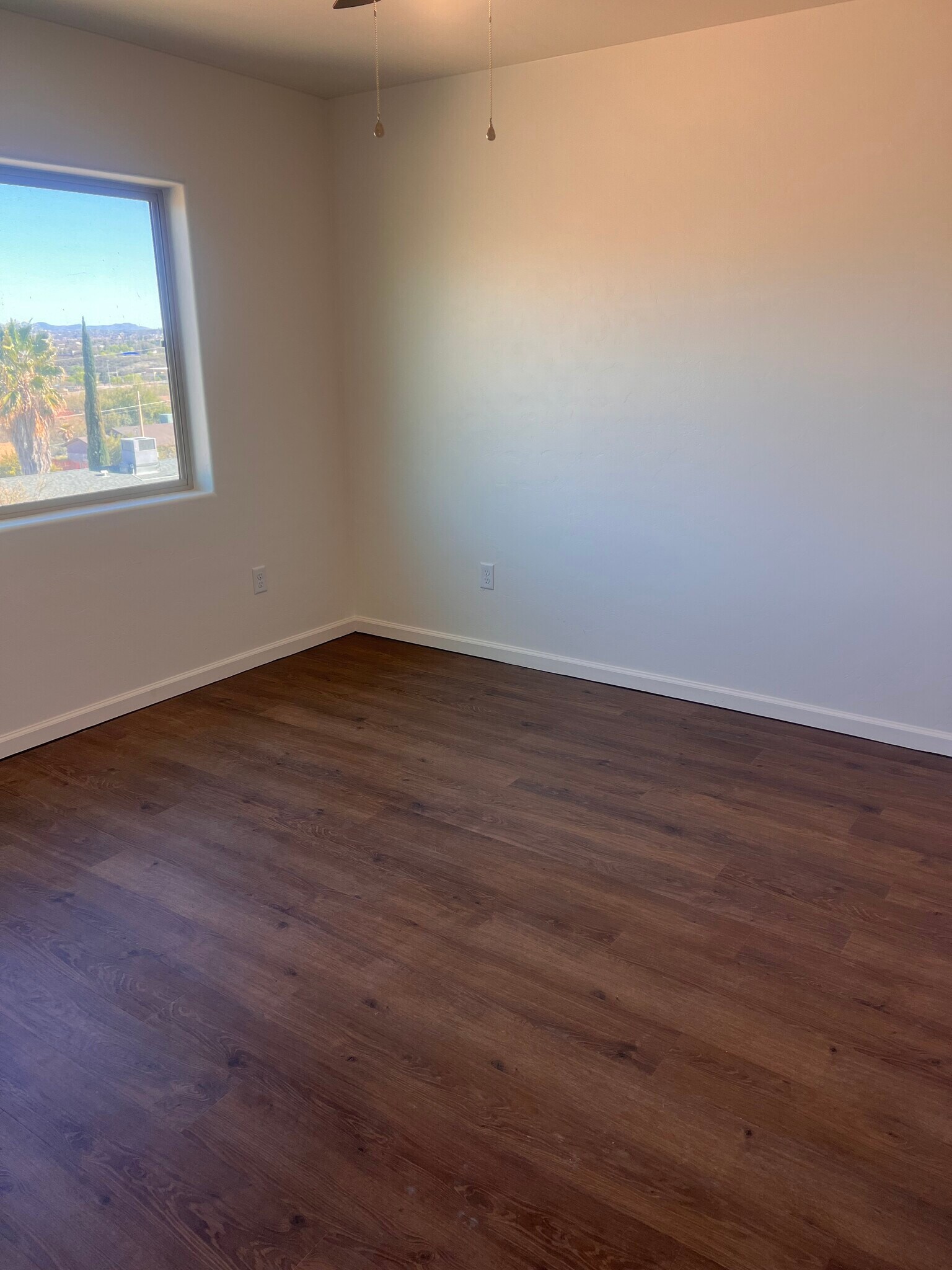Building Photo - 571 Camino Arviso