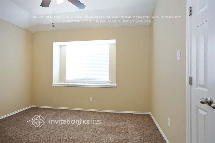 Building Photo - 8809 Clearlake Dr