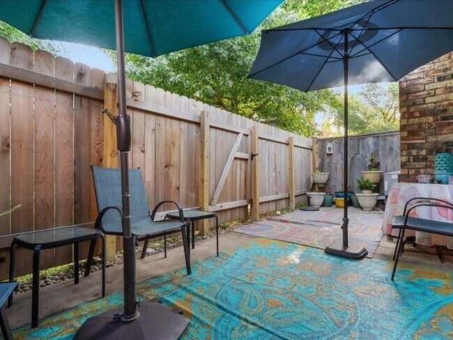Building Photo - 1607 Coronado Hills Dr