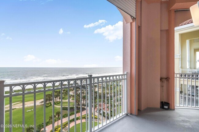 Building Photo - 200 Ocean Crest Dr