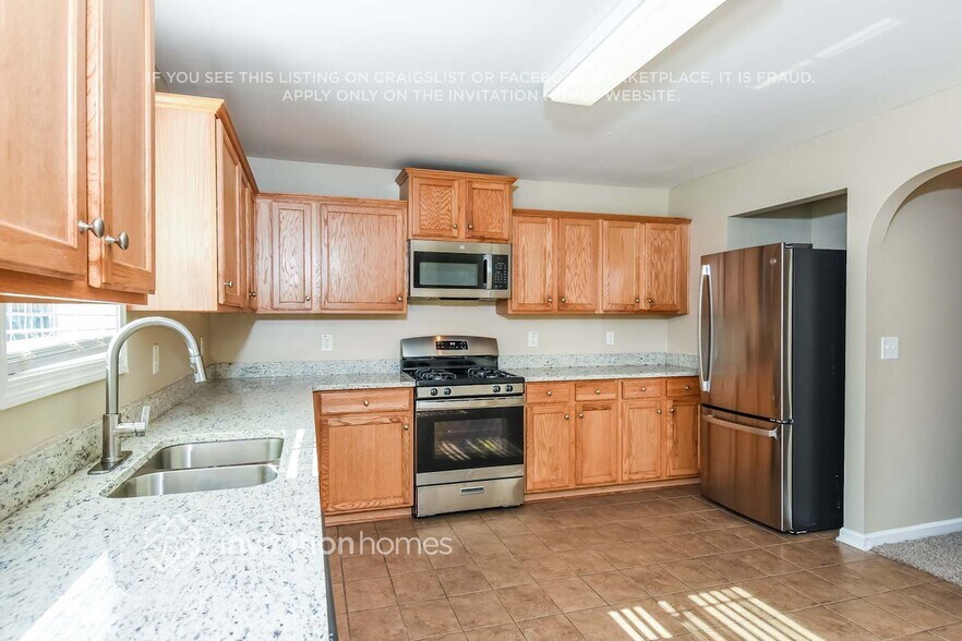 Building Photo - 3670 Devon Park Ln NW
