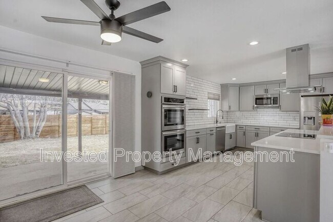 Building Photo - 3004 S Zurich Ct