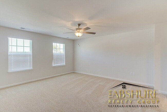 Building Photo - 52 Pink Dogwood Wy