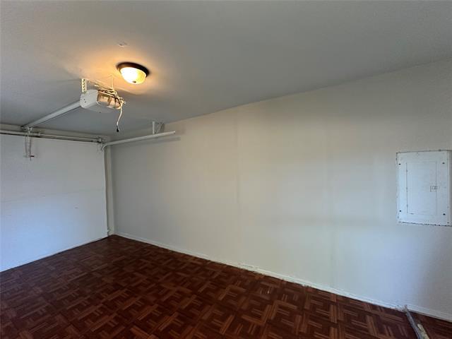 Building Photo - 506 Red Oak Dr