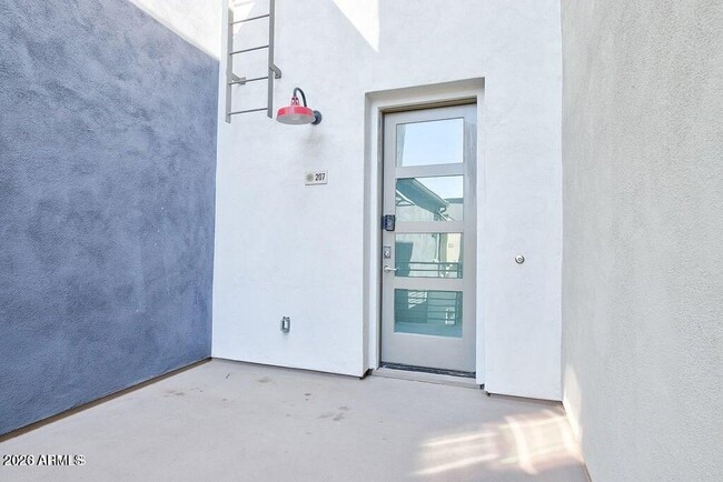 Building Photo - 300 N Gila Springs Blvd