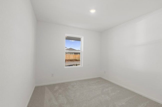 Building Photo - 2706 Pebble Whisper Dr