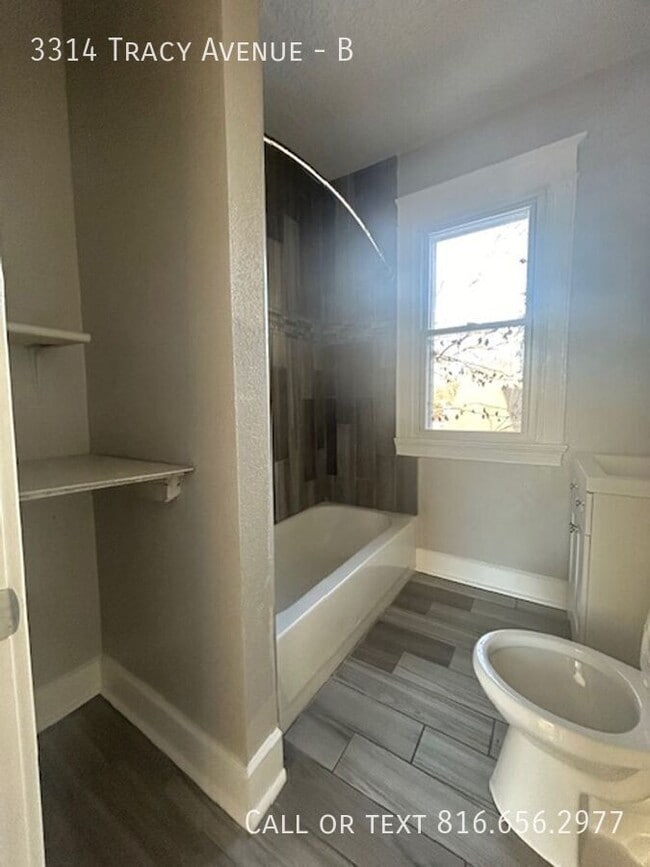 Building Photo - 3314 Tracy Ave