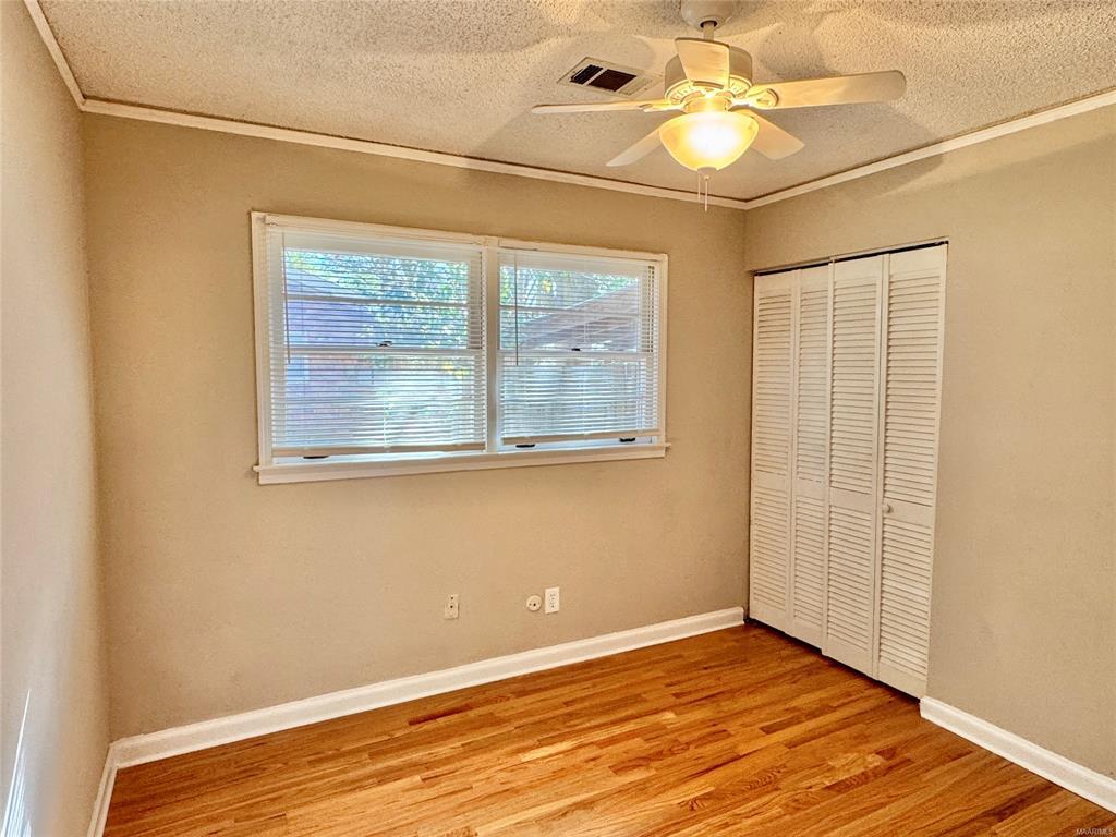 Building Photo - 1100 Lombard Dr