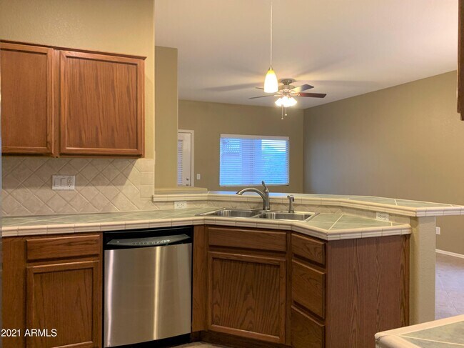 Building Photo - 3799 E Thunderheart Trail
