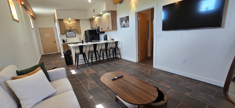 Building Photo - 101 Palm Harbor Pky
