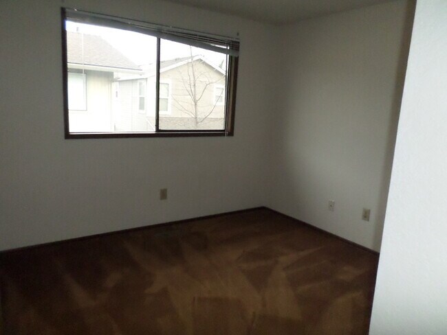 Building Photo - 1149 Progress Dr