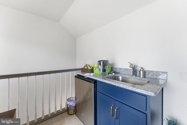 Building Photo - 2818 Dart Dr