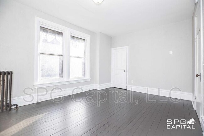 Building Photo - 1701 N 2nd St