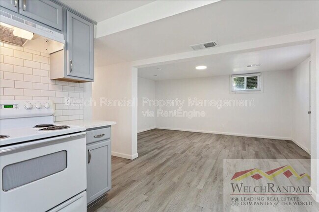Building Photo - 2711 Gramercy Ave