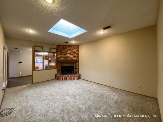 Building Photo - 6606 Hope Ave