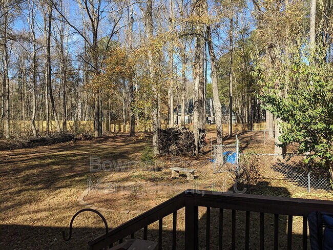 Building Photo - 180 Twin Creek Ct