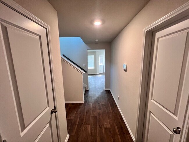 Building Photo - Solana Ridge Subdivision