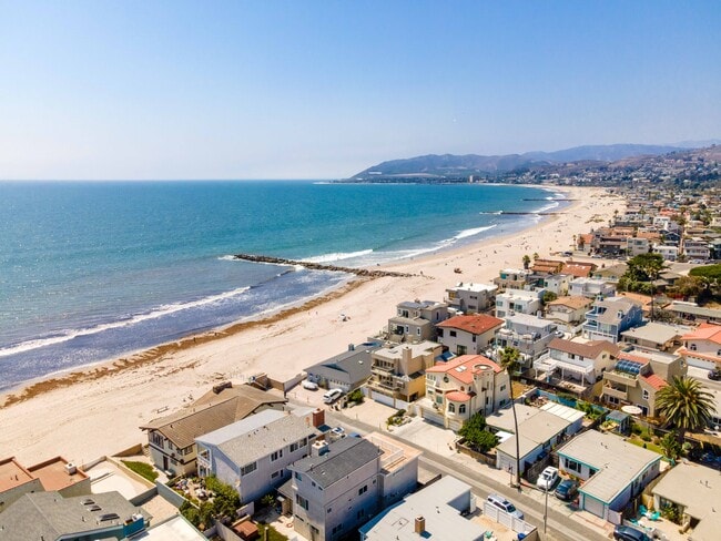 Building Photo - 1364 Weymouth Ln